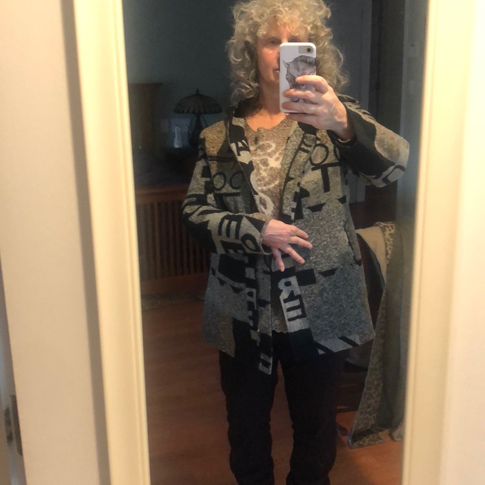 Unique designer jacket - Picture 2 of 6